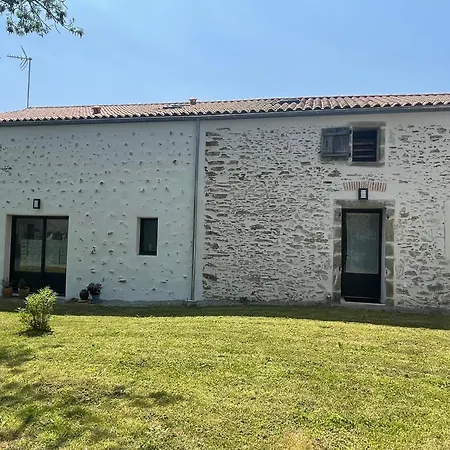 Location D Un De 70m2 Et De 2 Ch 4*