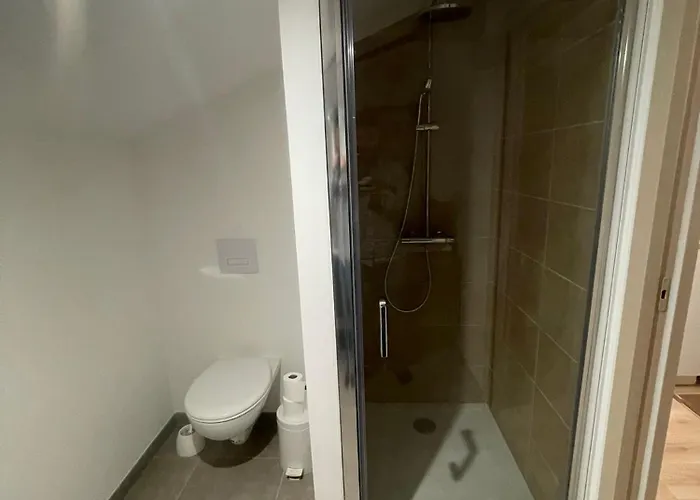 Location D Un De 70m2 Et De 2 Ch Πανσιόν